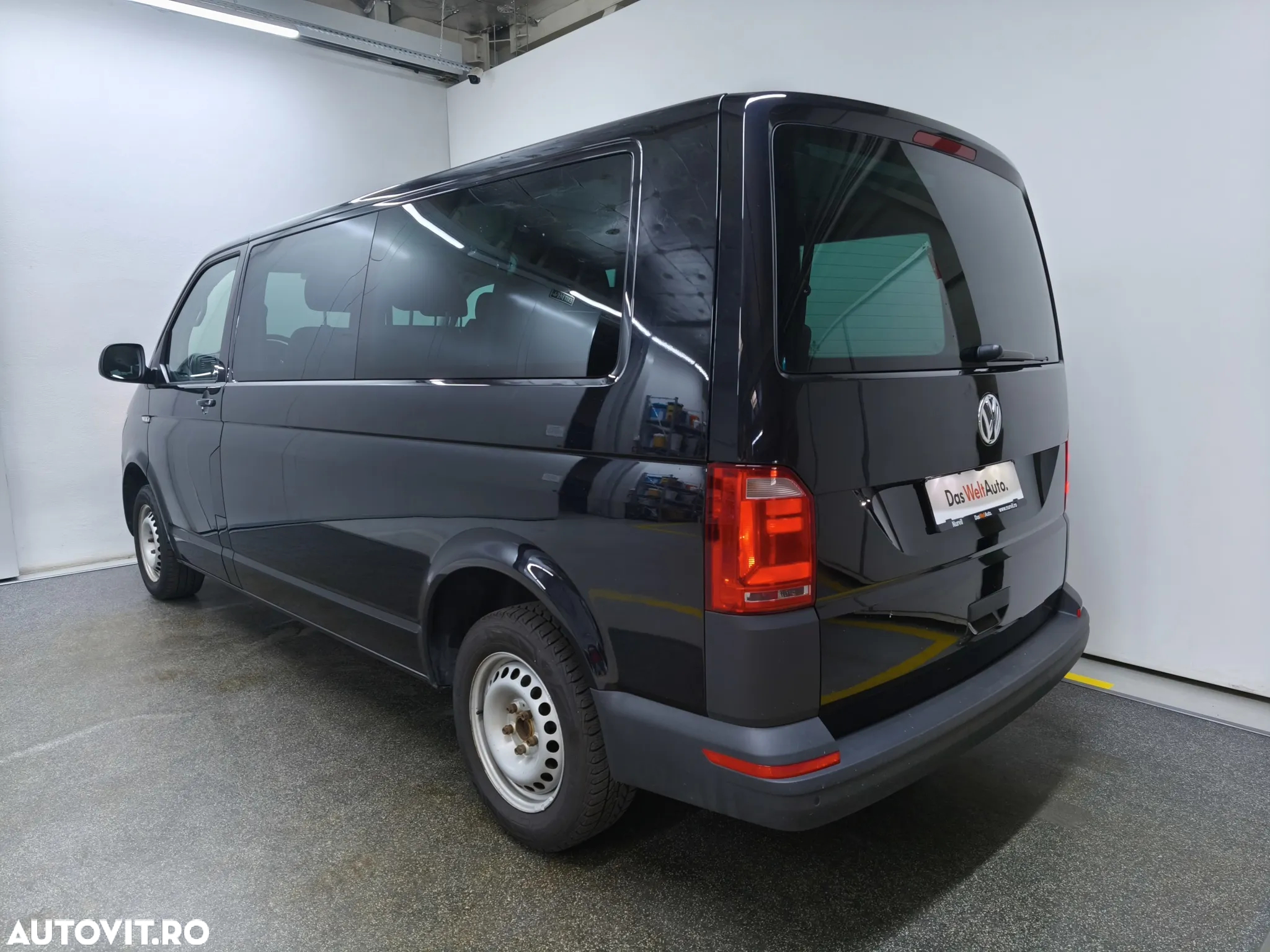 Volkswagen Transporter T6.1 Lang - 3