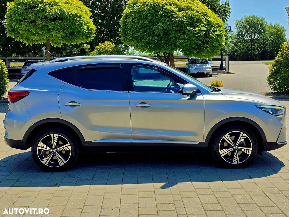 MG ZS EV - 6