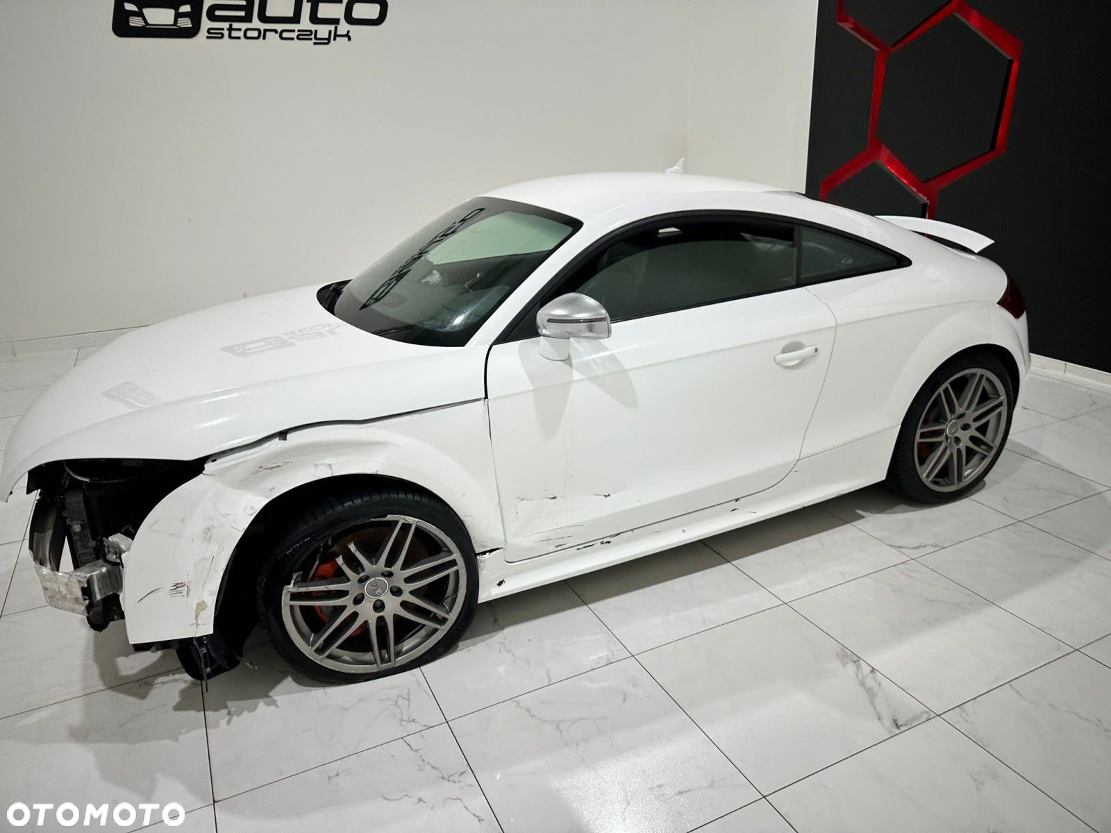 Audi TT S Coupé - 8