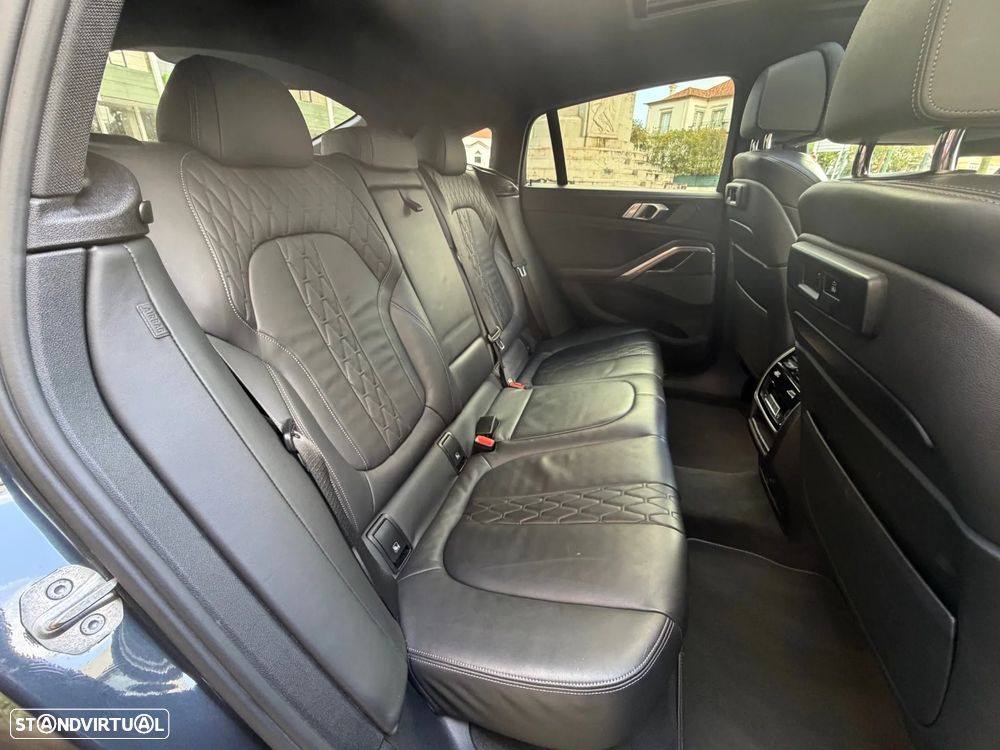 BMW X6 30 d xDrive Pack M - 11