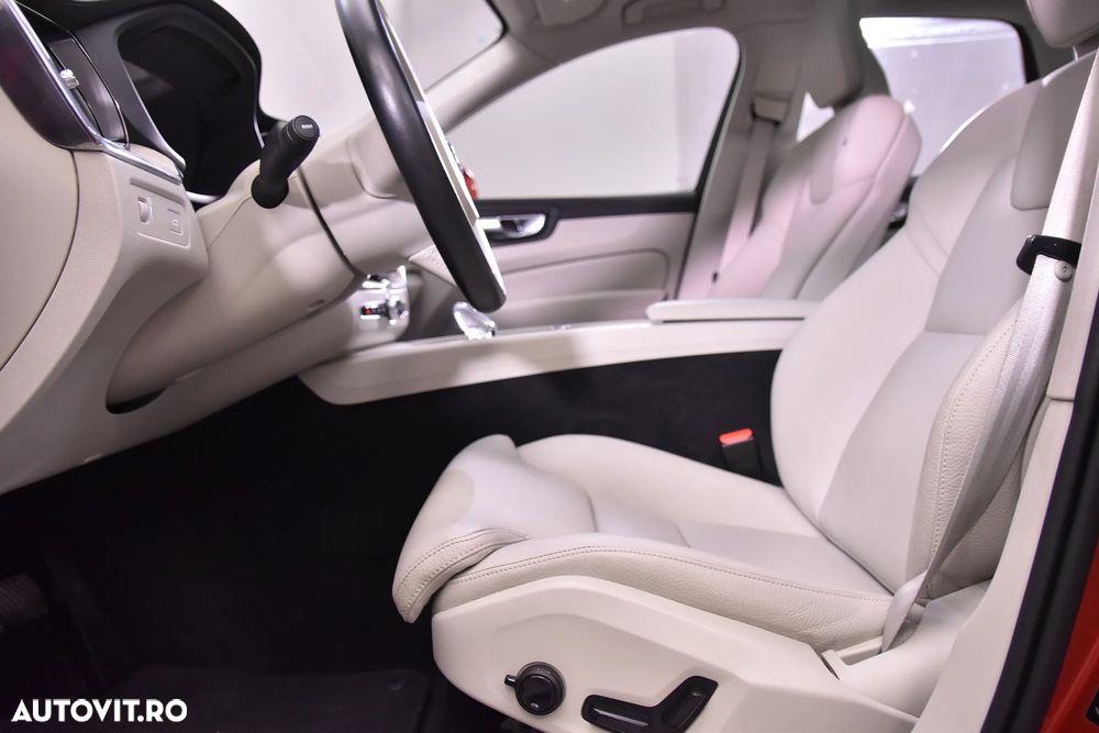 Volvo XC 60 B4 MHEV Inscription - 22