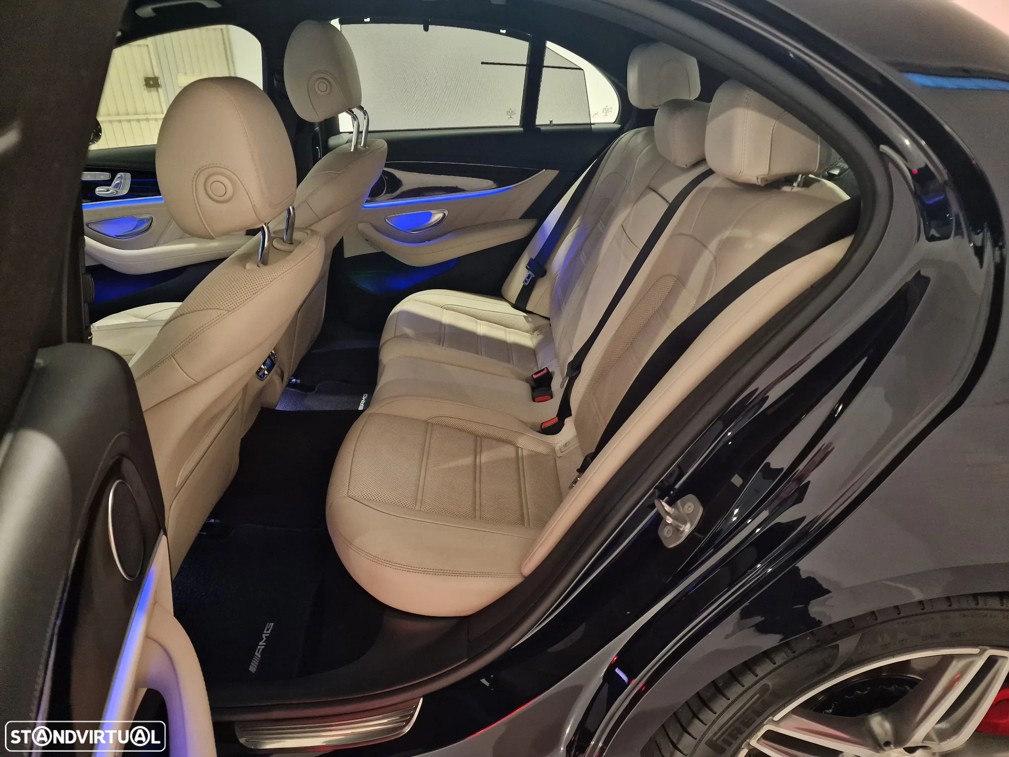 Mercedes-Benz E 43 AMG 4Matic 9G-TRONIC - 21