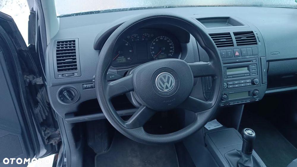 Volkswagen Polo 1.9 TDI Highline - 11