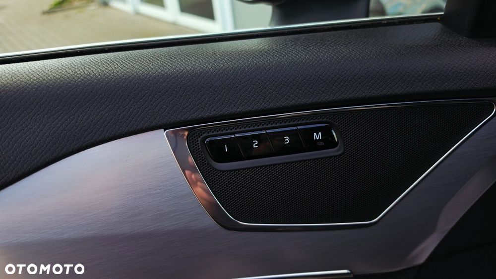 Volvo XC 90 - 20