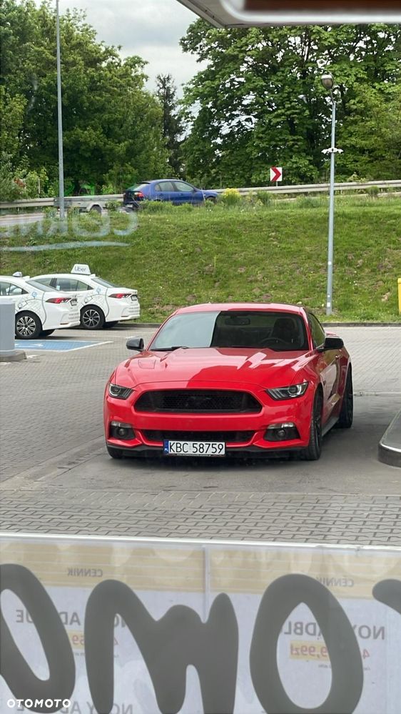 Ford Mustang 5.0 V8 GT - 1