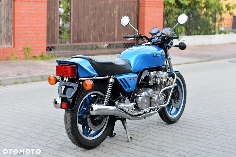 Honda CBX - 12