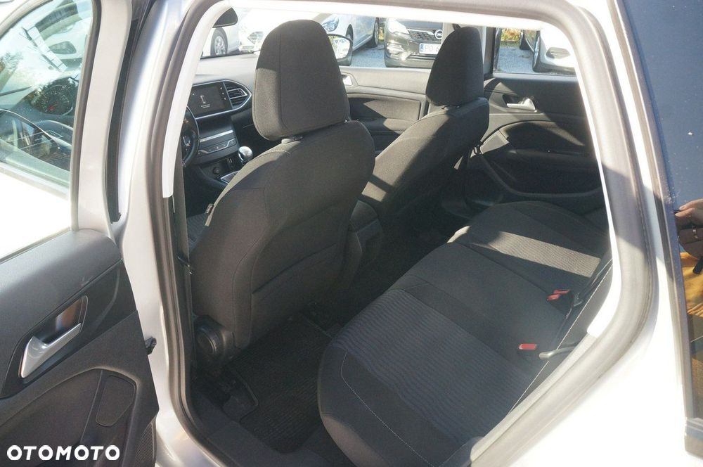 Peugeot 308 1.6 BlueHDi Active S&S - 22