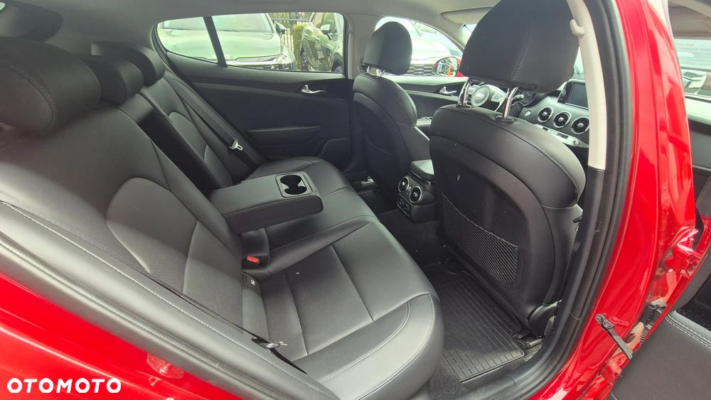 Kia Stinger 2.0 T-GDI L - 18