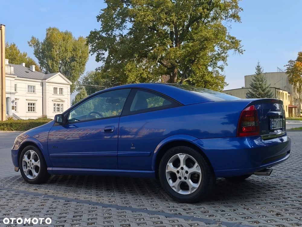 Opel Astra 1.8 Njoy - 11