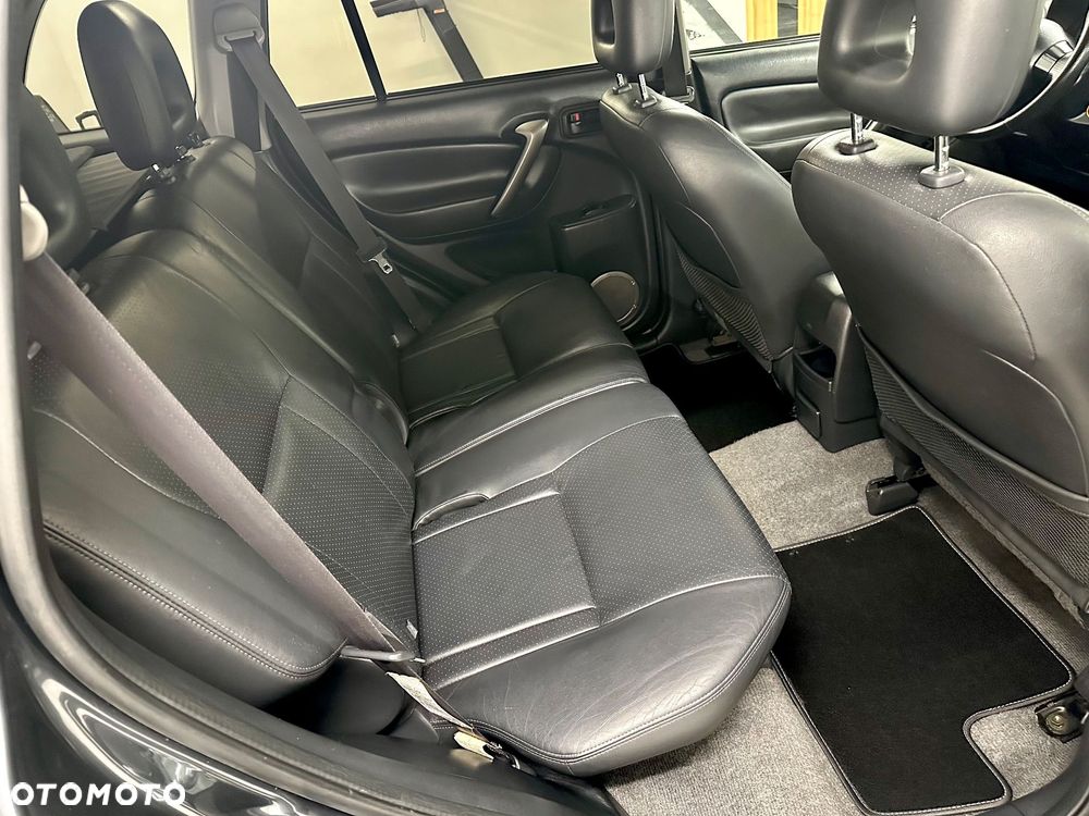 Toyota RAV4 4x4 Executive - 8