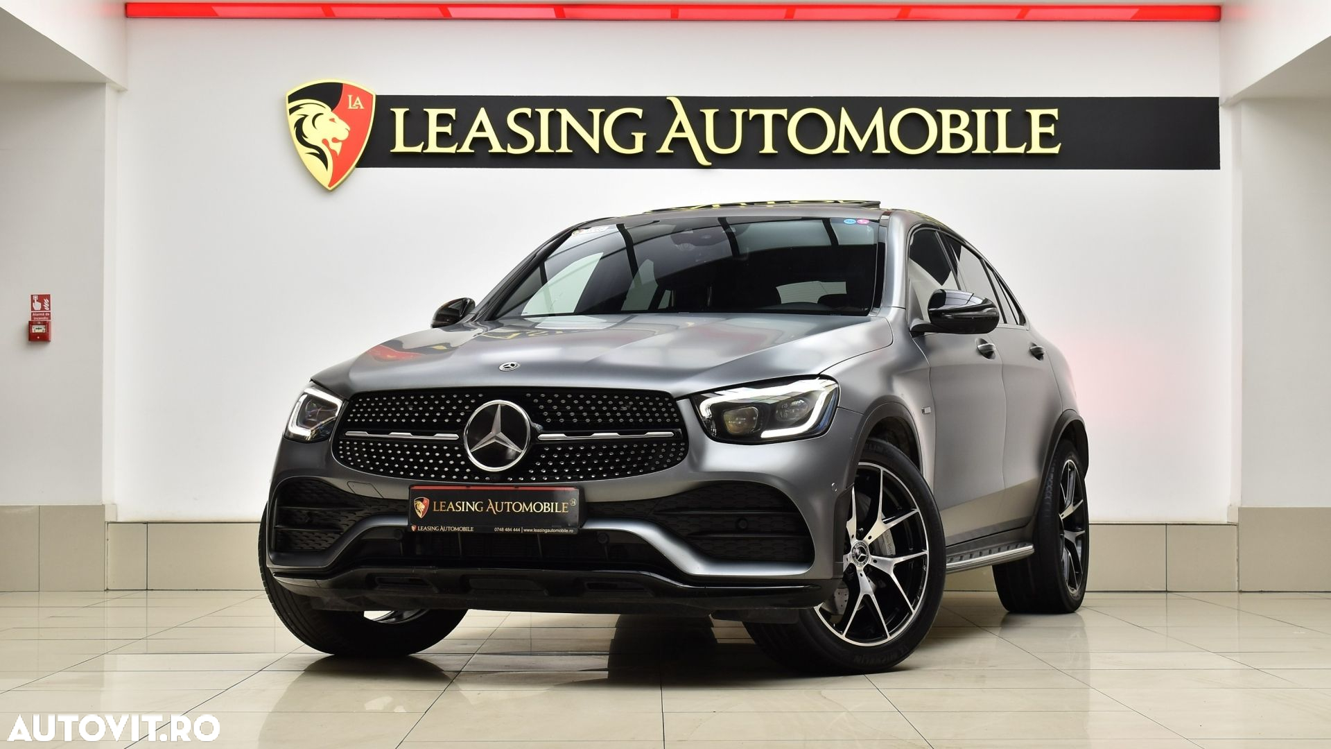 Mercedes-Benz GLC Coupe 300 e 4Matic 9G-TRONIC AMG Line - 2