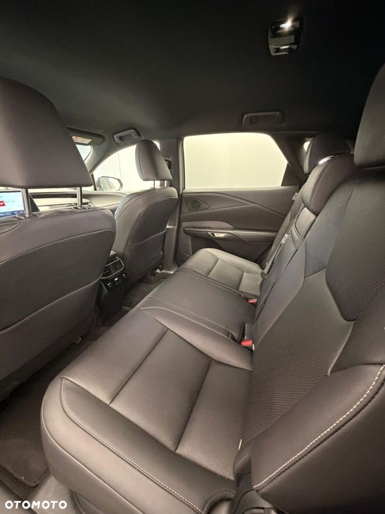 Lexus RX - 11