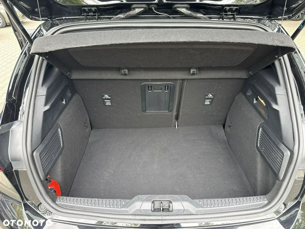 Ford Focus 1.0 EcoBoost Hybrid ST-LINE X - 17