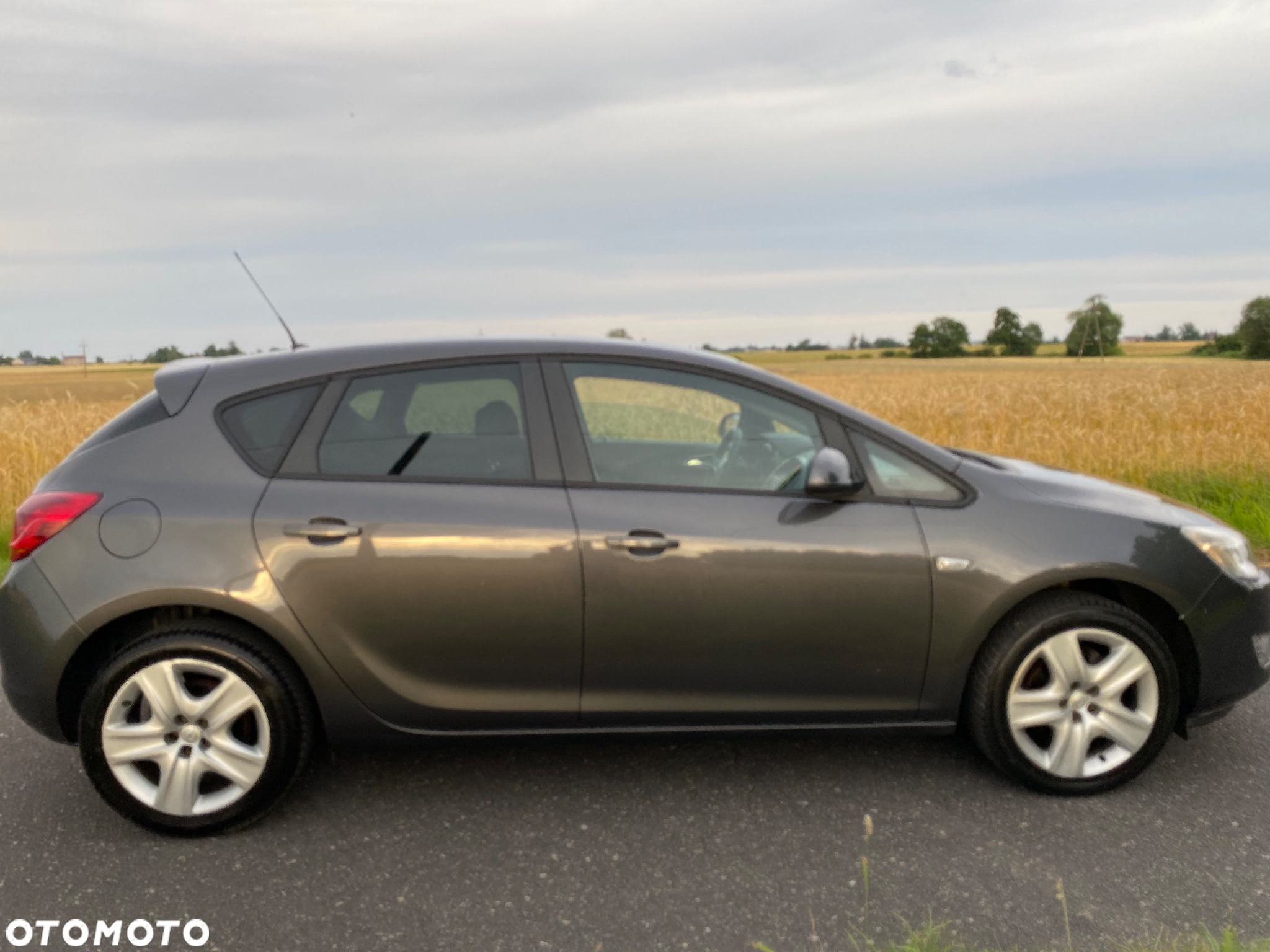 Opel Astra IV 1.4 Cosmo - 5