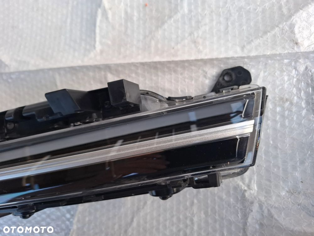 KIA E-SOUL SOUL EV III 20R LAMPA LED PRZÓD PRZEDNIA DRL ŚRODKOWA 92209-K0 - 5
