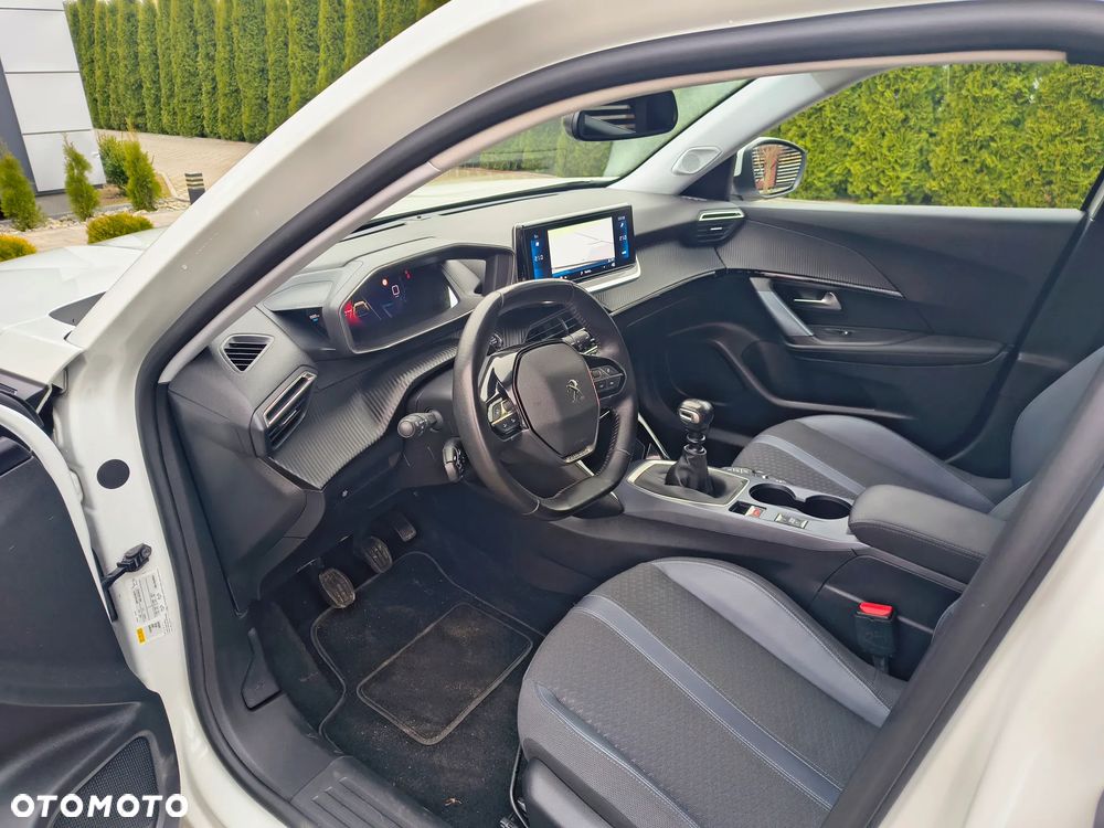 Peugeot 2008 PureTech 130 Active Pack - 18