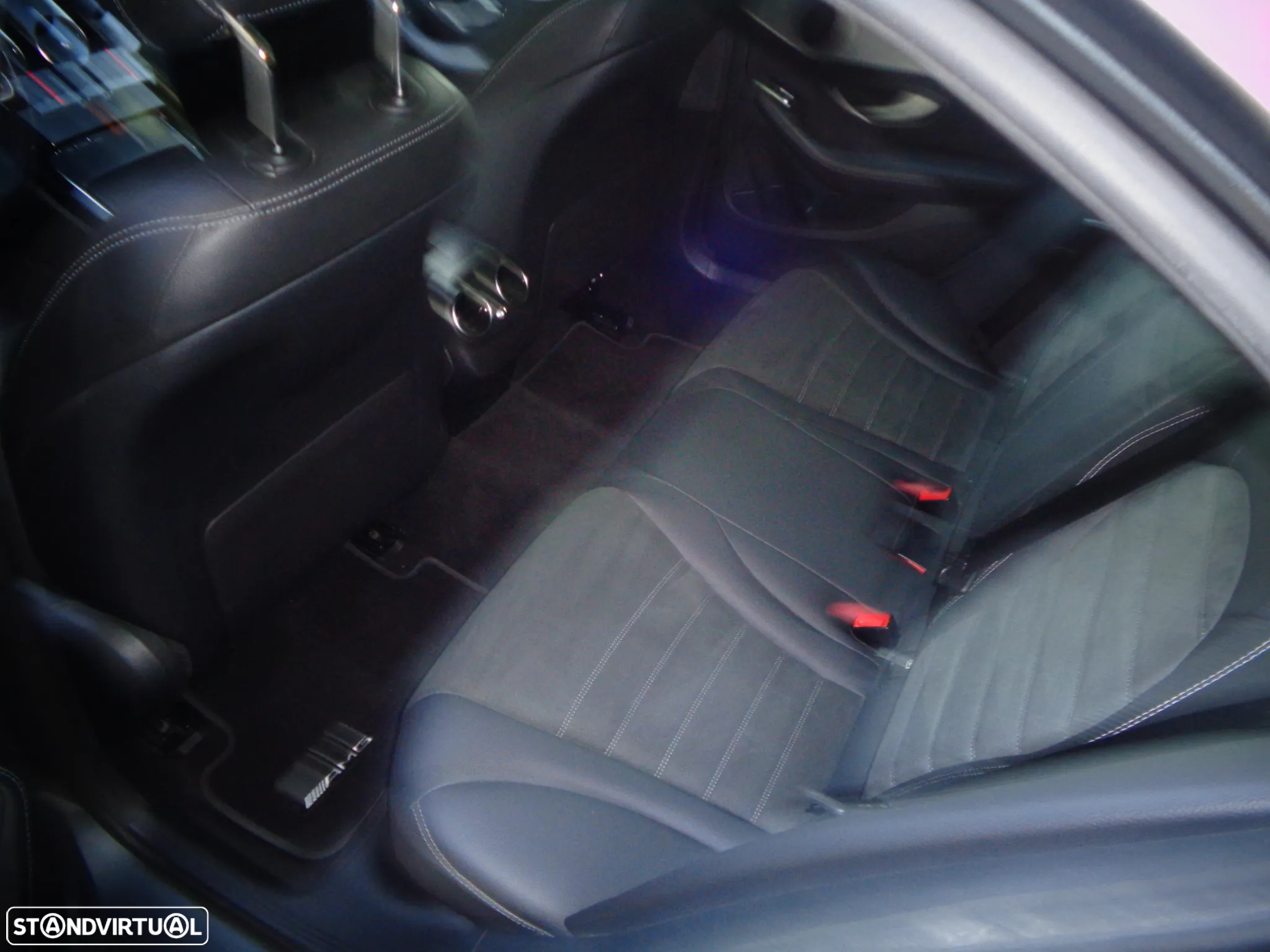 Mercedes-Benz C 300 d AMG Line - 24