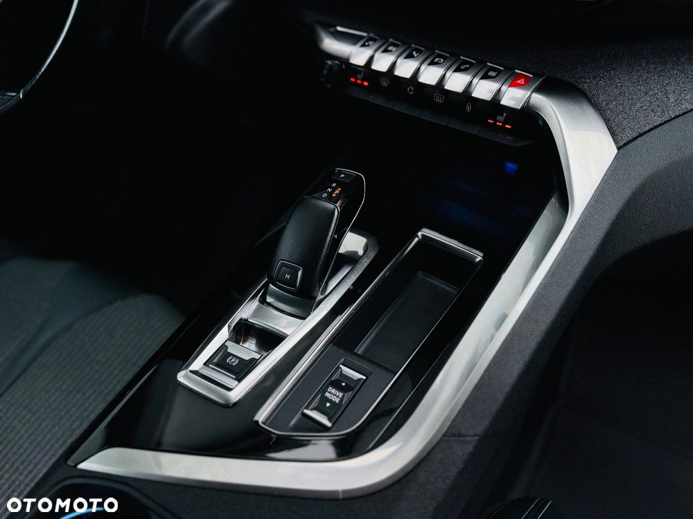 Peugeot 5008 2.0 BlueHDI GT S&S EAT8 - 39