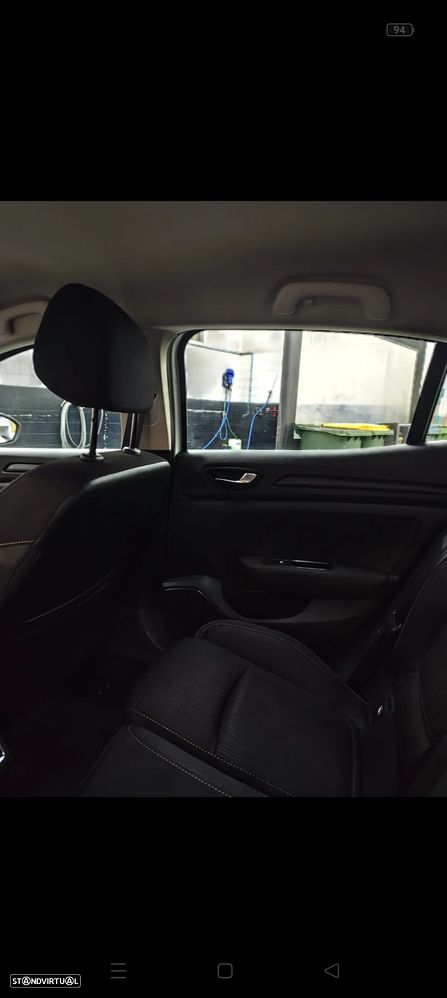 Renault Mégane BLUE dCi 115 INTENS - 17