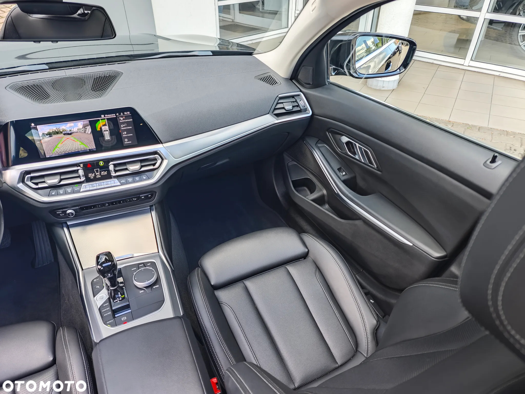 BMW Seria 3 320d xDrive Luxury Line - 16
