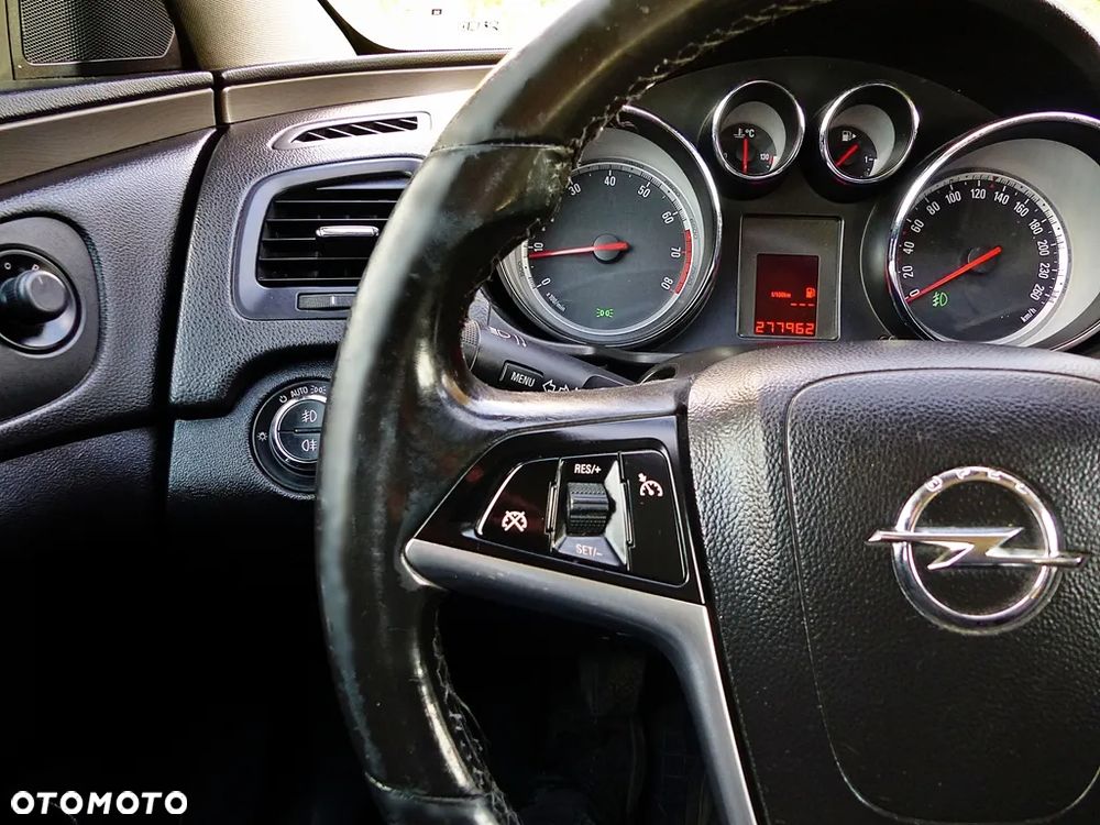 Opel Insignia 1.8 Edition - 30