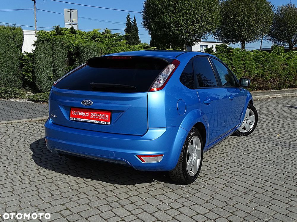 Ford Focus 1.6 16V Ghia - 17
