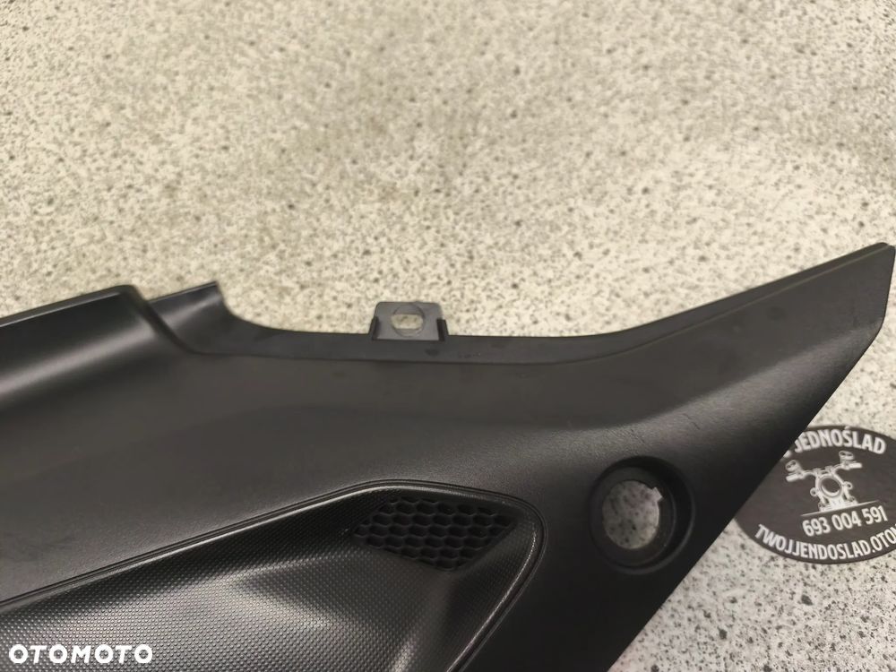 Owiewka, osłona lewa, bok, boczek, wypełnienie lewe Triumph Trident 660 2022 - 4