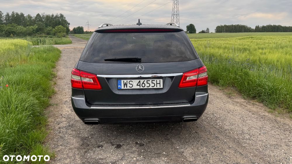 Mercedes-Benz Klasa E 250 CGI BlueEff Avantgarde - 7
