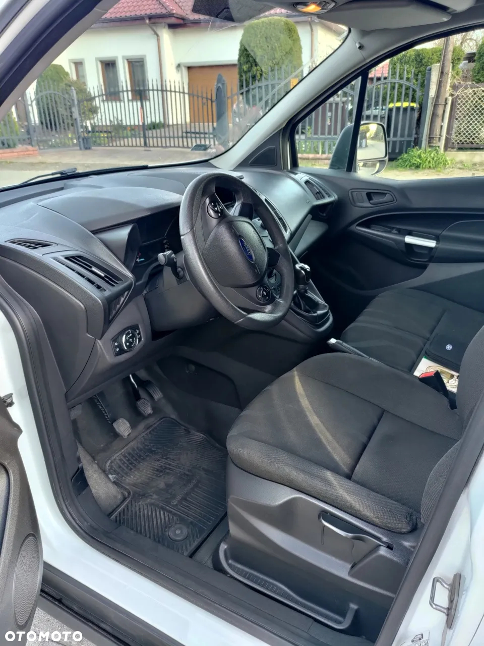 Ford Transit Connect - 10