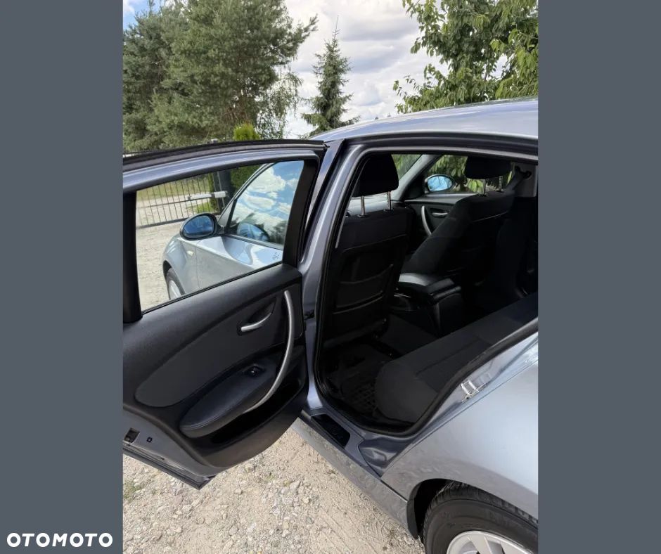 BMW Seria 1 116i - 15