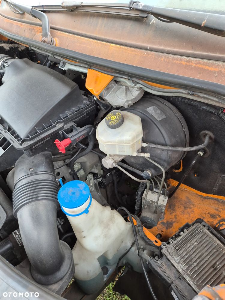 Mercedes-Benz Sprinter - 10