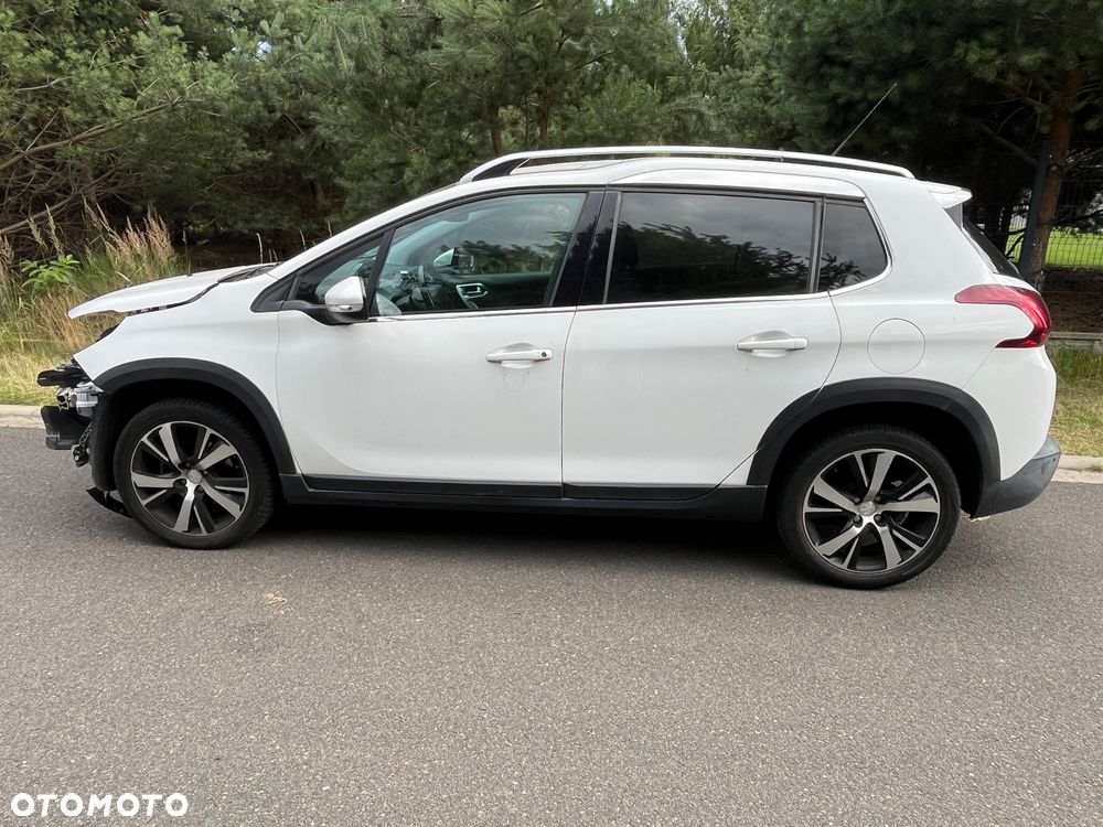 Peugeot 2008 1.6 BlueHDi Allure - 3
