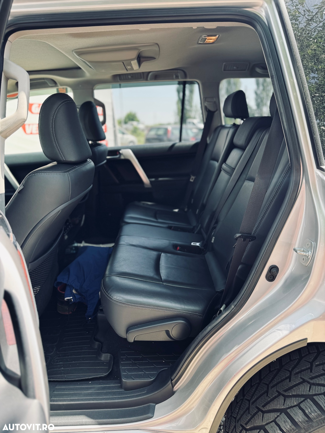 Toyota Land Cruiser 2.8l Turbo D-4D Aut. Luxury - 13