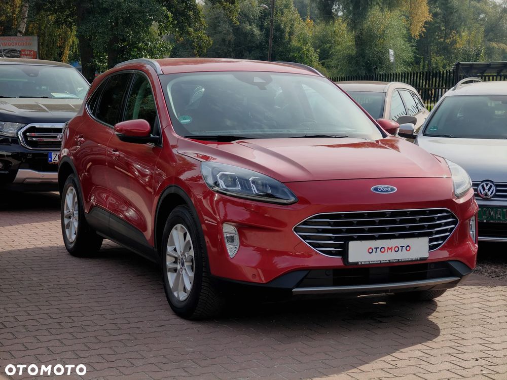 Ford Kuga - 1
