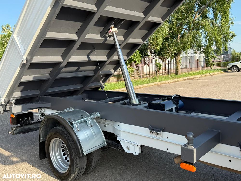 Mercedes-Benz Sprinter - 18