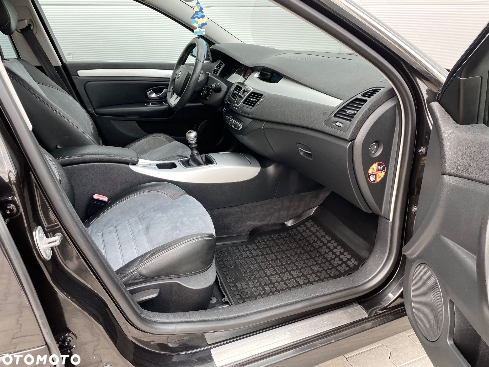 Renault Laguna 2.0 dCi GT - 27