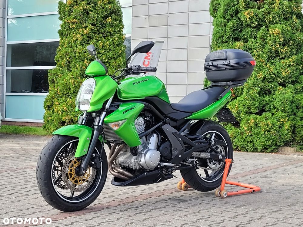 Kawasaki ER - 12