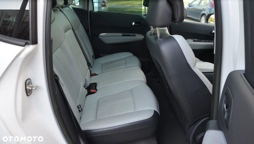 Peugeot 3008 - 29
