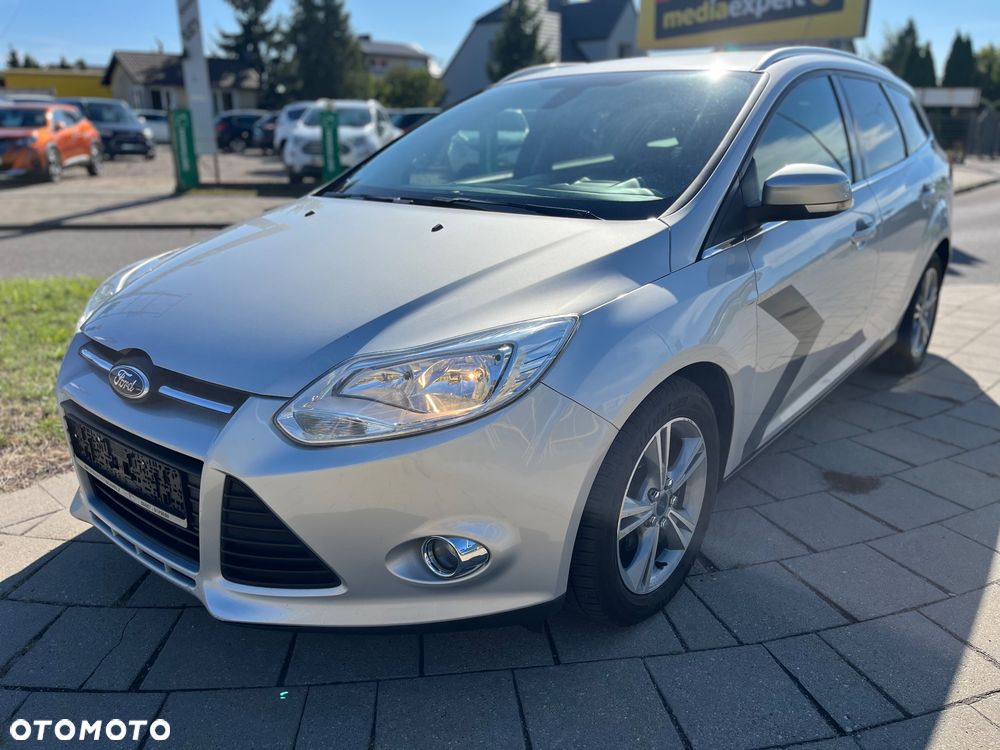 Ford Focus 1.6 TDCi DPF Start-Stopp-System SYNC Edition - 25