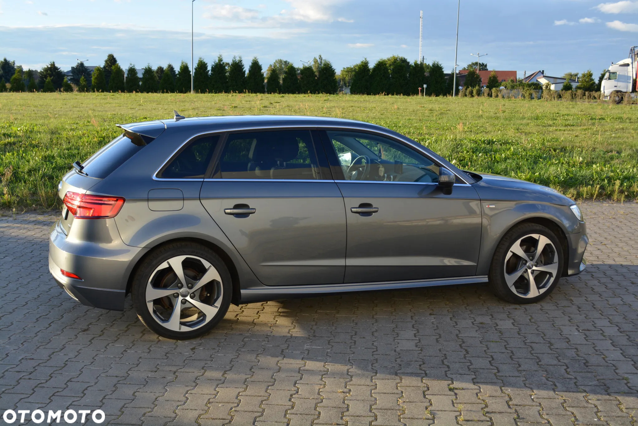Audi A3 2.0 TDI Sportback S tronic S line Sportpaket - 11