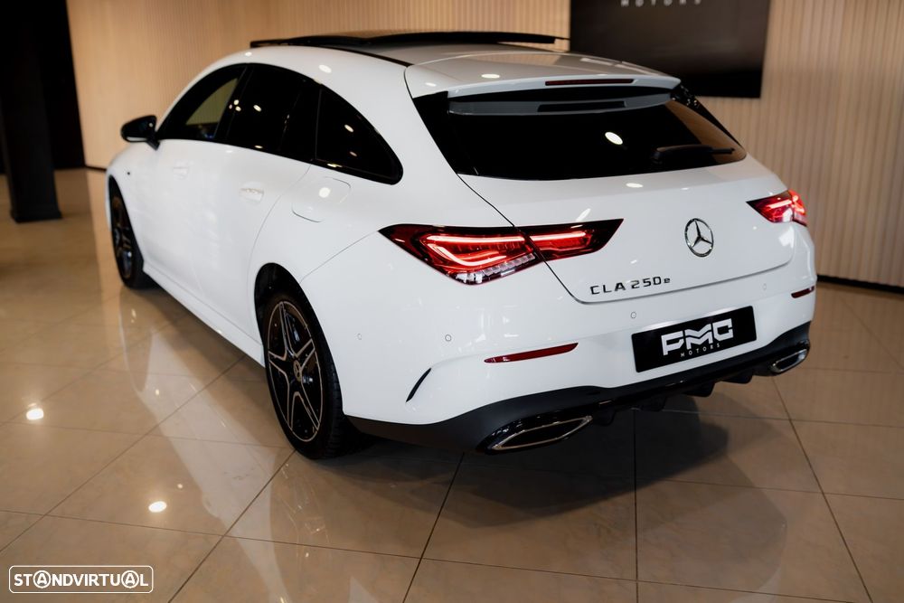 Mercedes-Benz CLA 250 e Shooting Brake AMG Line - 17