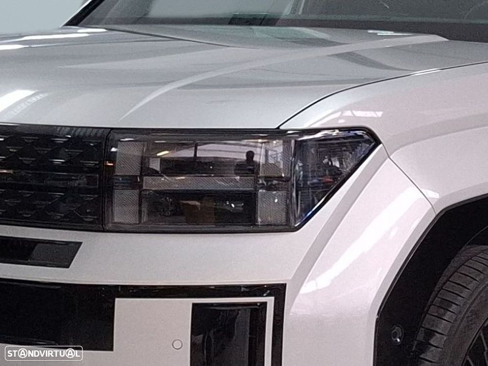 Hyundai Santa Fe 1.6 T-GDI HEV Vanguard - 3