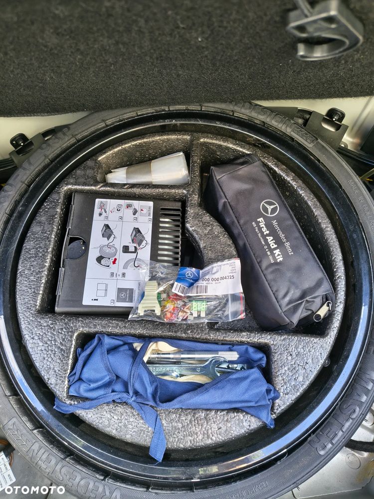 Mercedes-Benz SL 500 7G-TRONIC Sport - 24