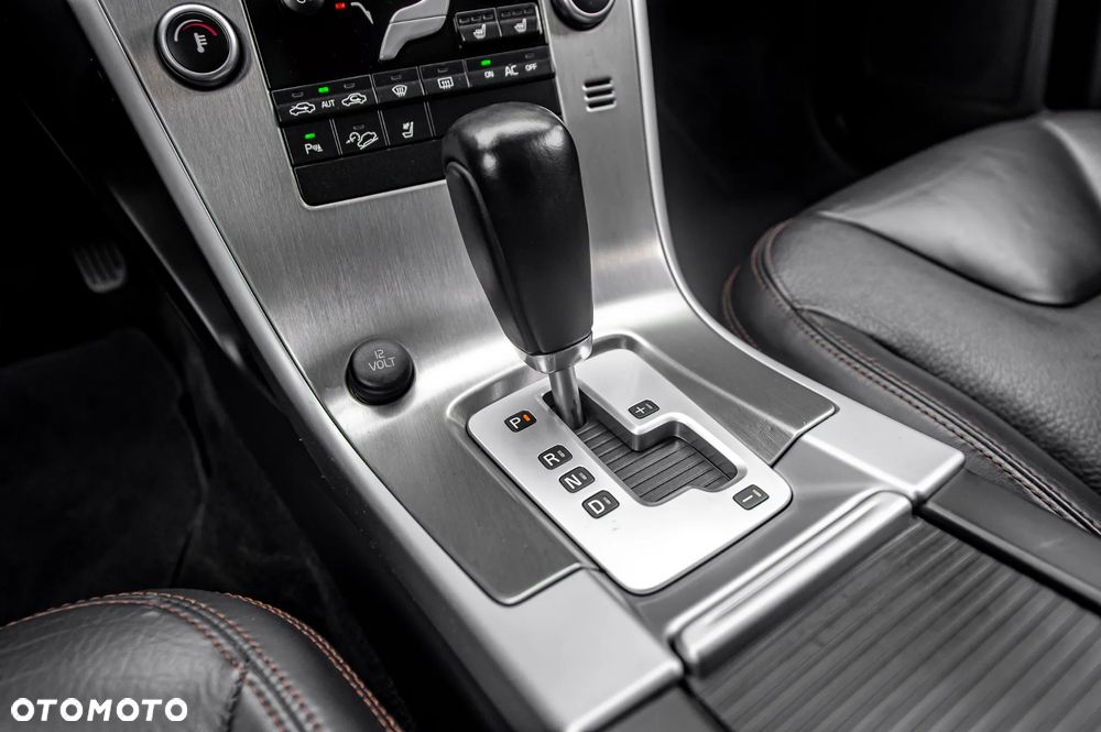 Volvo XC 60 - 31
