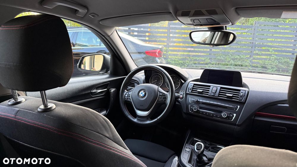 BMW Seria 1 120d xDrive BluePerformance Sport Line - 32