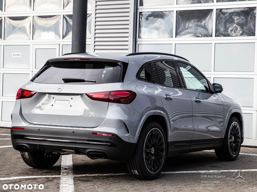 Mercedes-Benz GLA 200 mHEV AMG Line 7G-DCT - 6