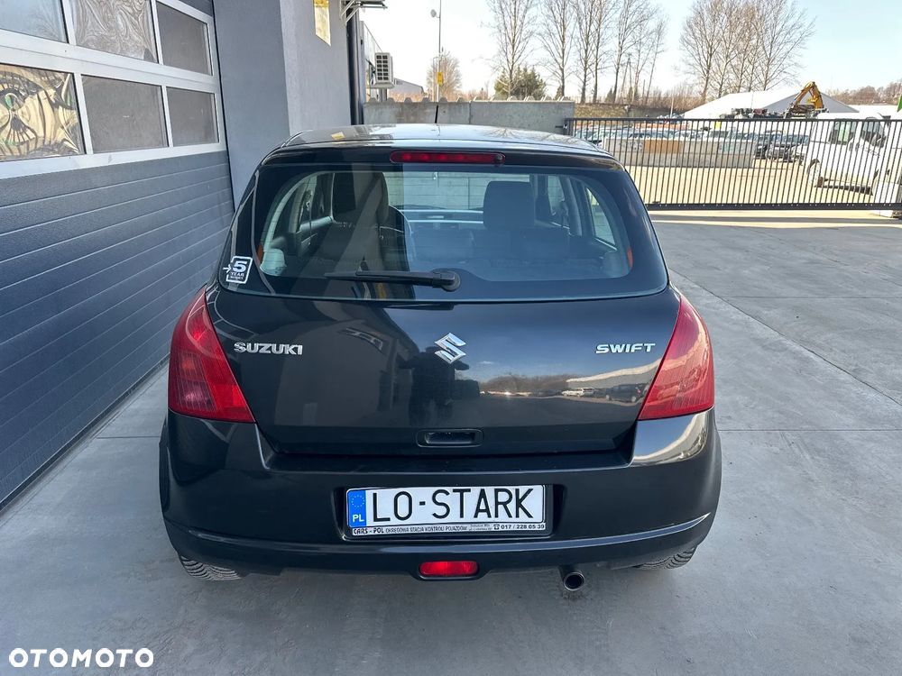 Suzuki Swift - 2