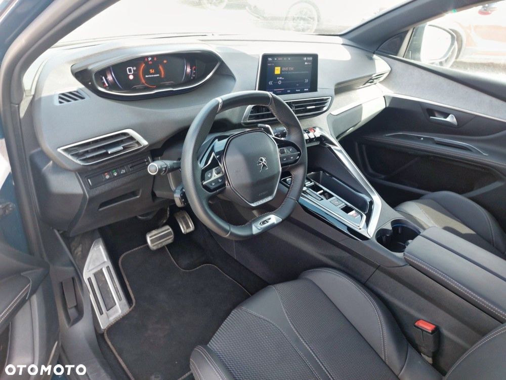 Peugeot 5008 - 12