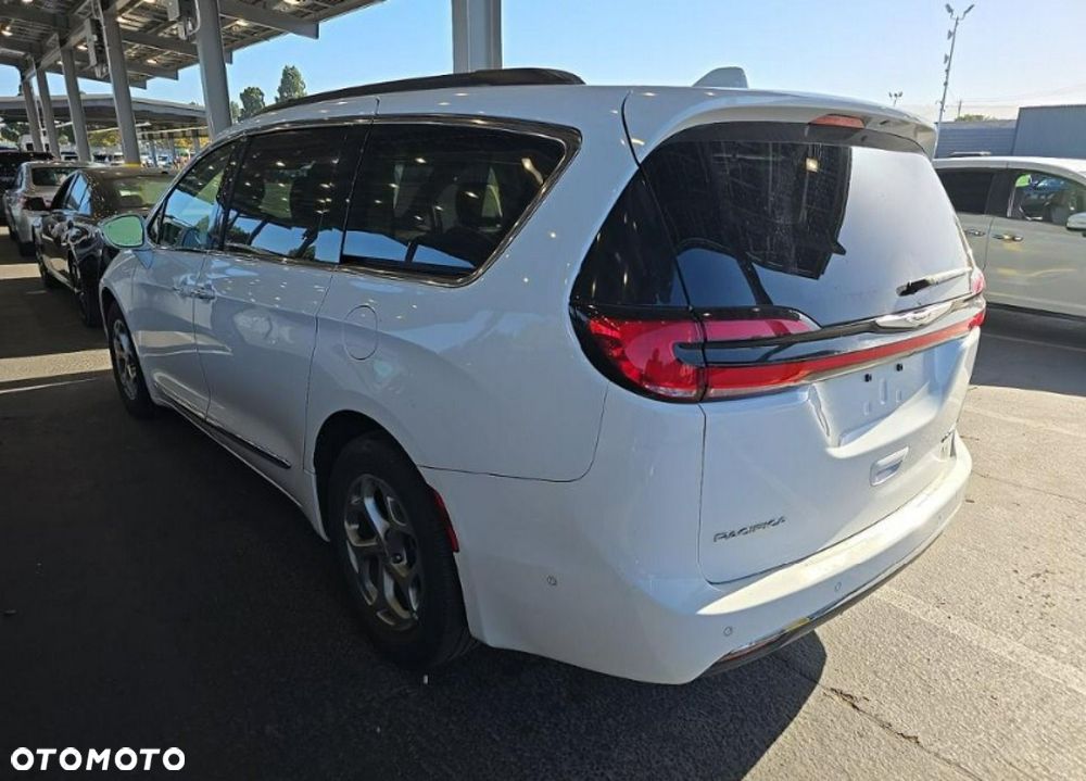 Chrysler Pacifica 2022 photo 5