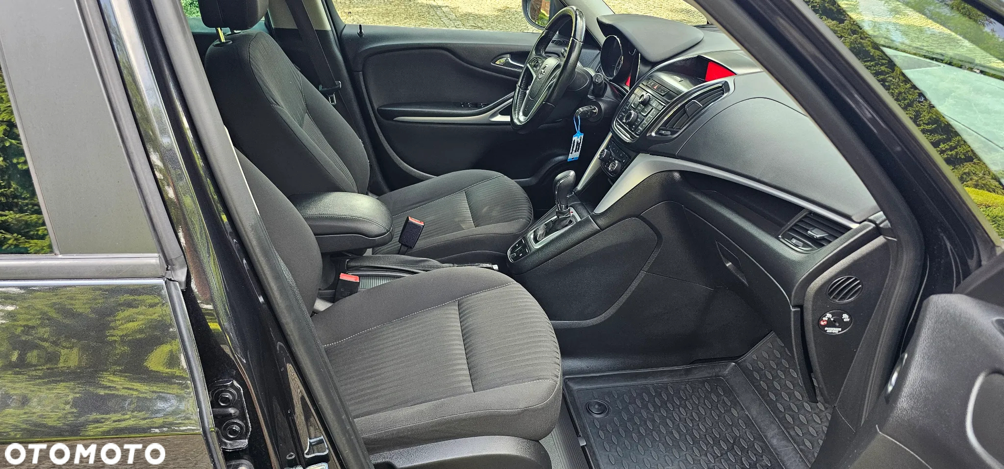 Opel Zafira - 9